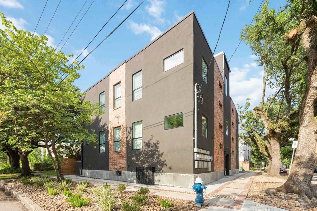 214 Welch Street - Photo 1