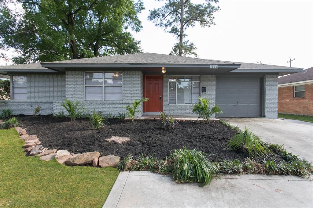 1227 30th Street - Photo 1