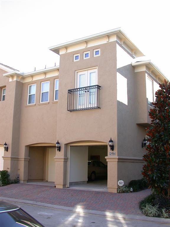 6227 Sutherland Square - Photo 1