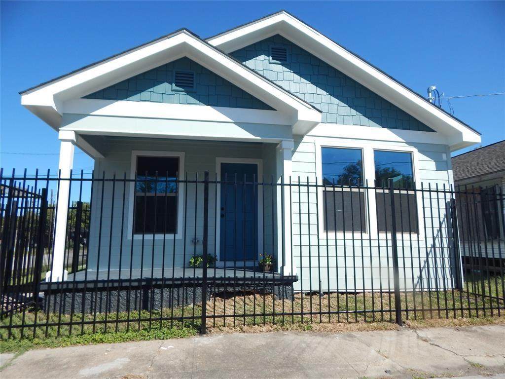 3609 Hadley Street - Photo 1