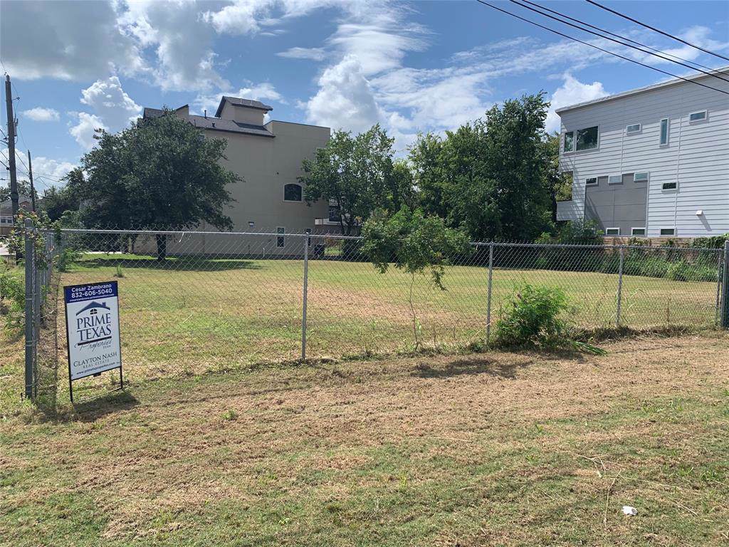 1815 Thompson Street - Photo 1