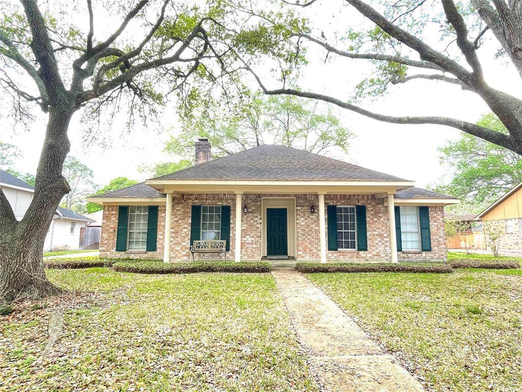 3310 Springhill Drive - Photo 1