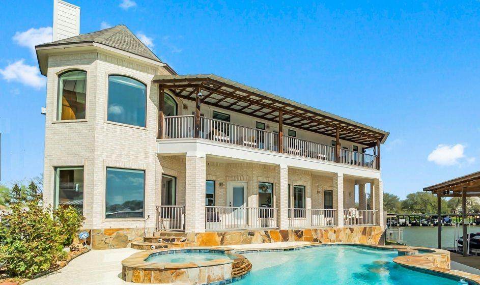 289 Bayview Lane - Photo 1