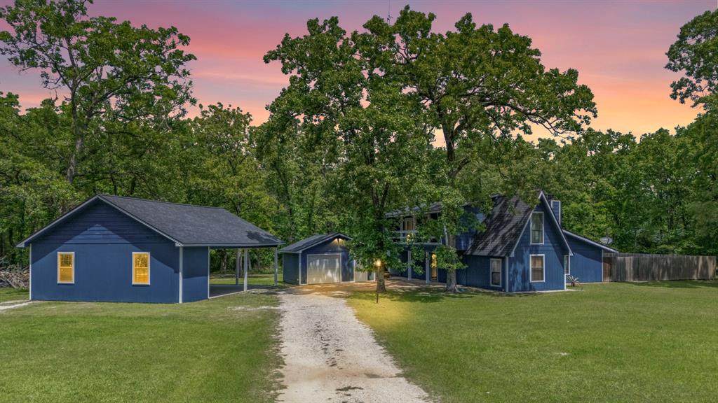 230 Walnut Drive - Photo 1