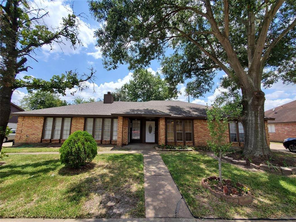 19311 Lazy Valley Drive - Photo 1