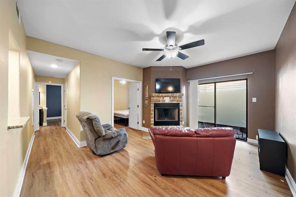 9009 Richmond Avenue - Photo 1
