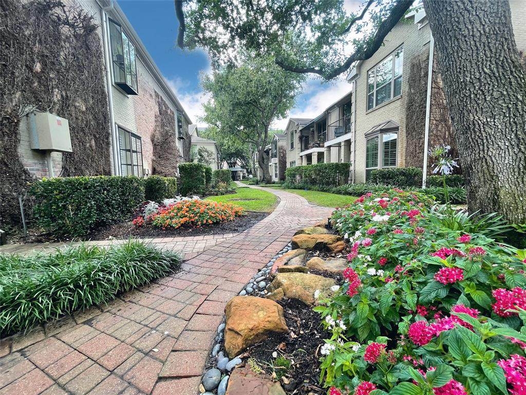 2700 Revere Street - Photo 1