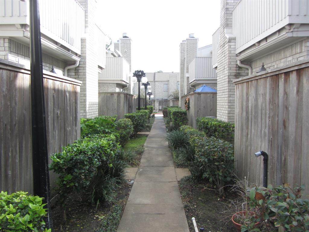3800 Tanglewilde Street - Photo 1
