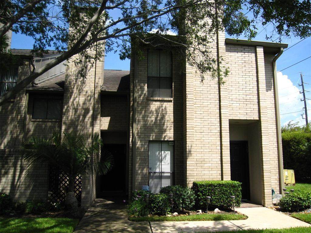 10811 Richmond Avenue - Photo 1