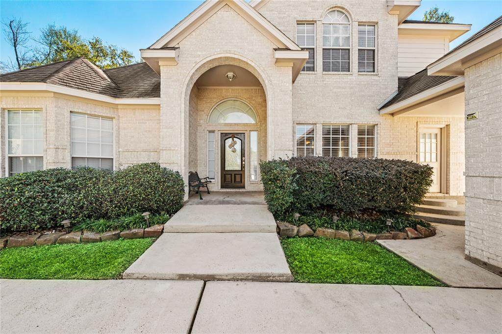 12387 Pebble View Drive - Photo 1