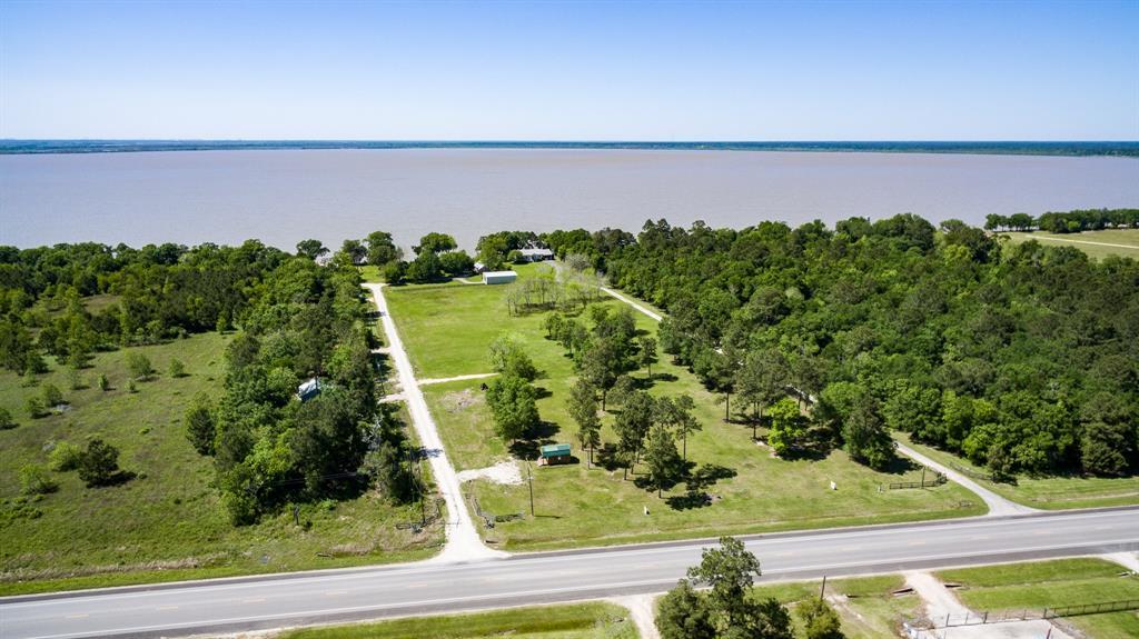 1529 A Fm 563 - Photo 1
