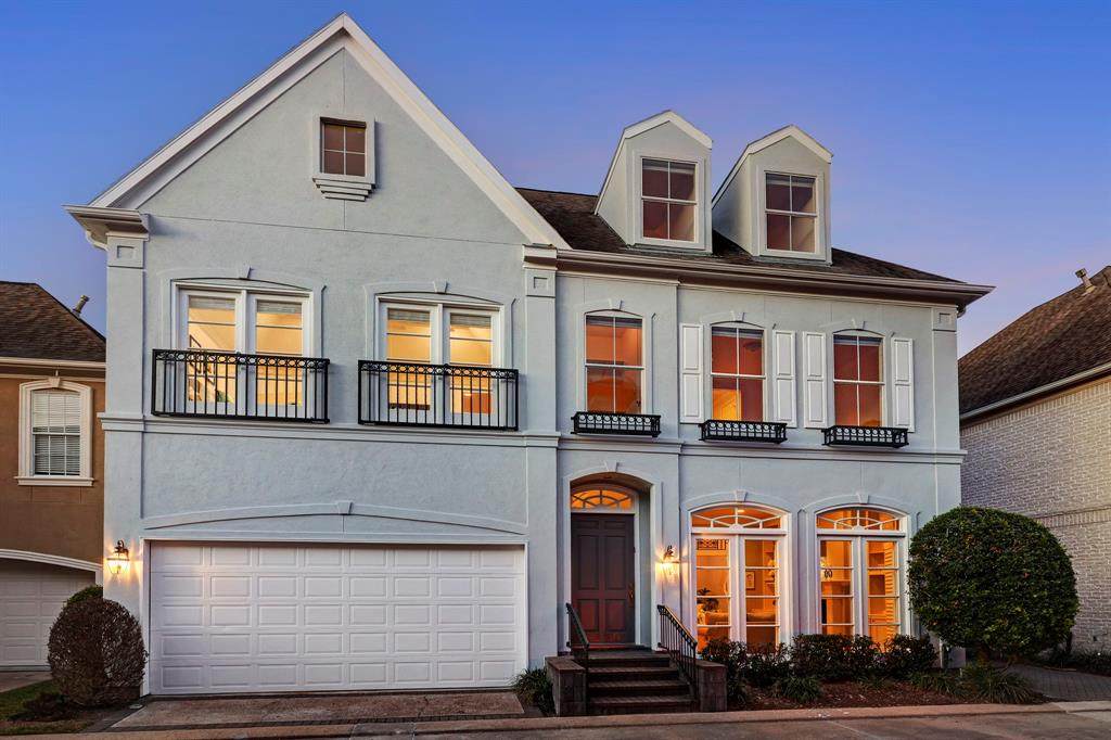 3230 Pemberton Circle Drive - Photo 1