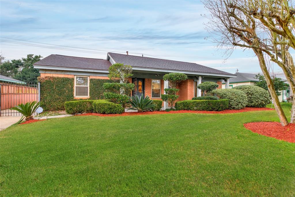 11606 Leitrim Way - Photo 1