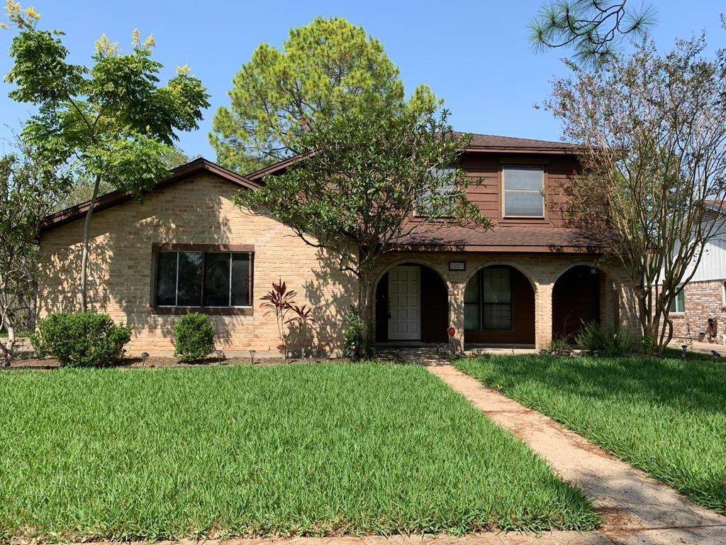 1027 Montour Drive - Photo 1