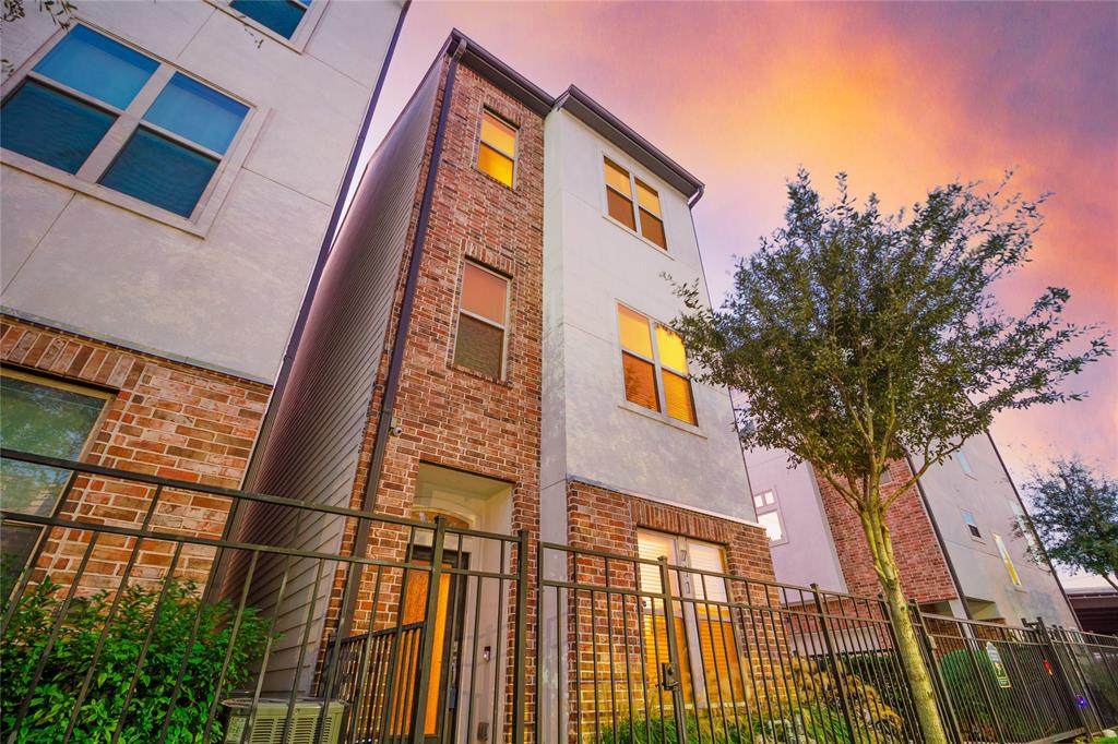 711 Schwartz Street - Photo 1