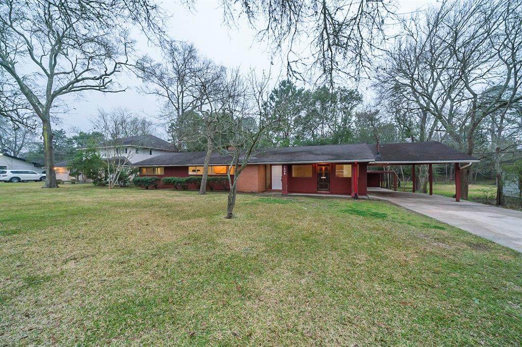 1803 Woodlawn Street - Photo 1