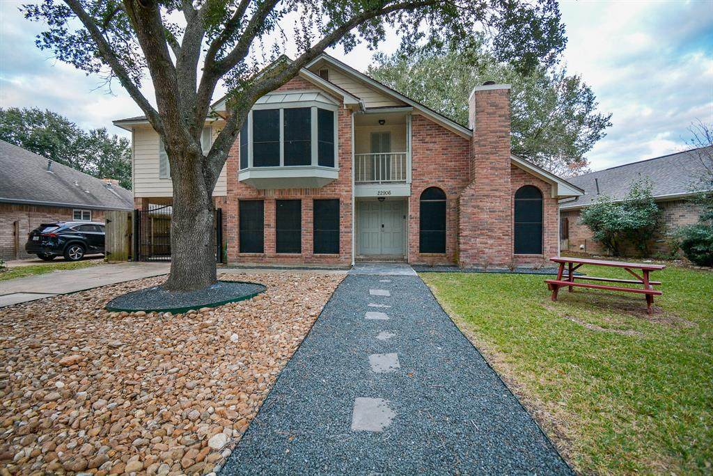 22906 Indian Ridge Drive - Photo 1