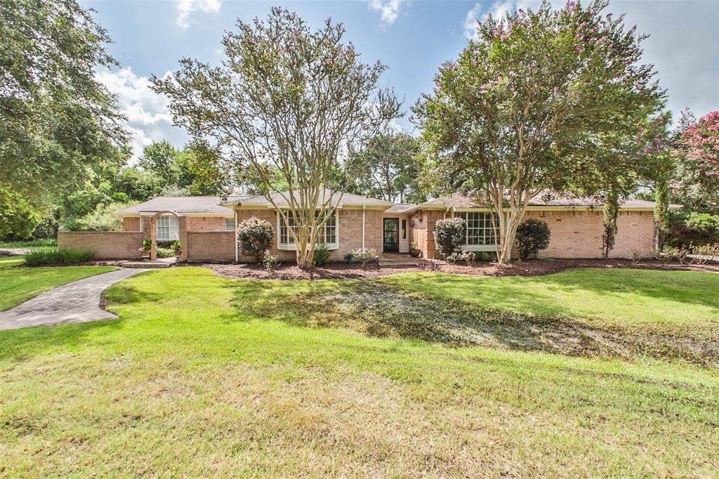 6911 Sprigg Street - Photo 1