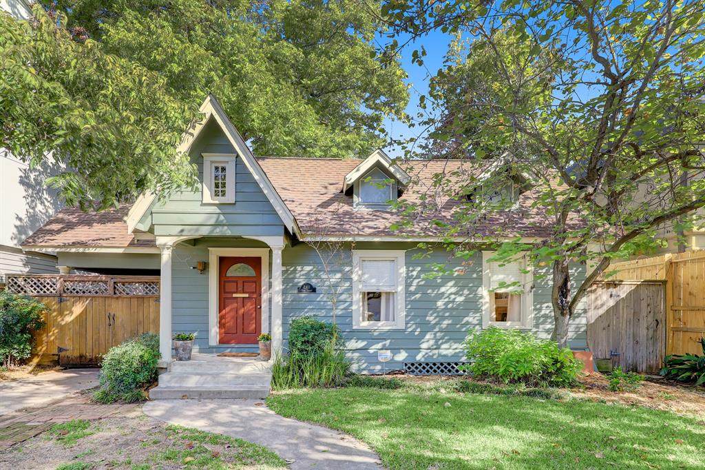 2111 Park Street - Photo 1
