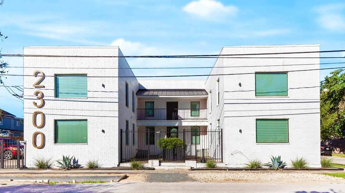 2300 Stanford Street - Photo 1