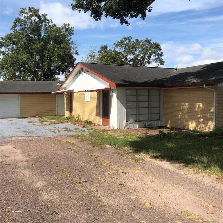 4910 Allen Genoa Road - Photo 1