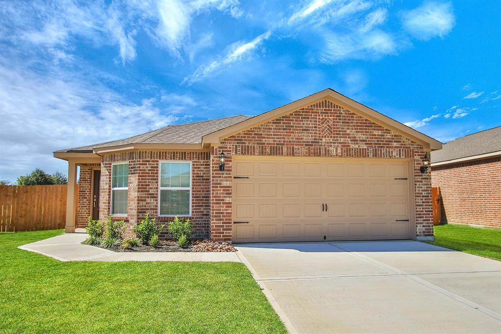 416 Maple Fawn Drive - Photo 1