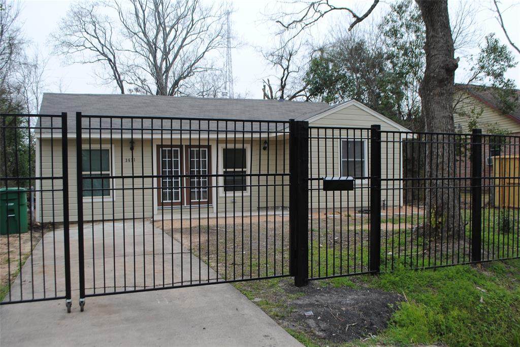 3621 Wilmington Street - Photo 1
