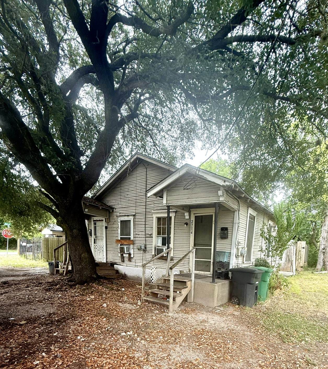 2714 Gray Street - Photo 1