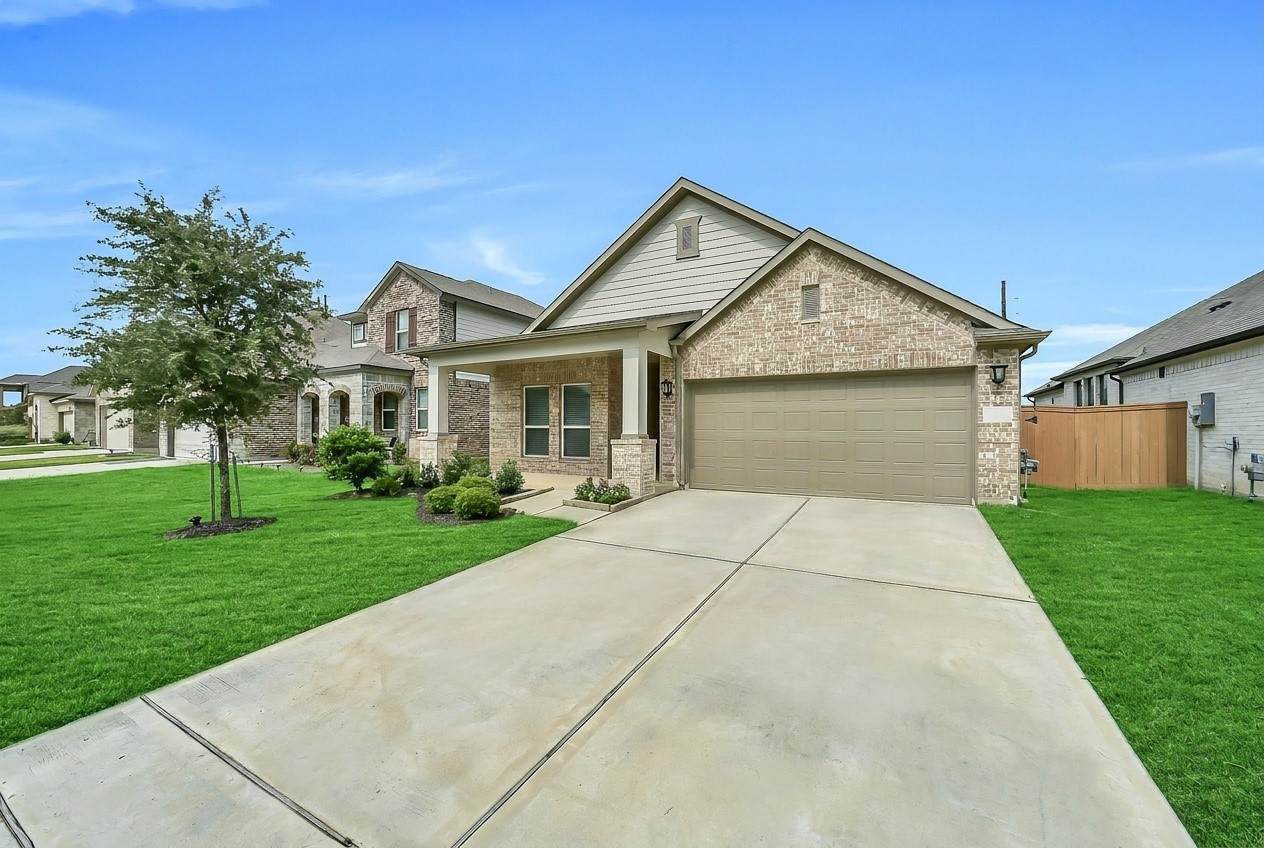 15618 Beltie Drive - Photo 1