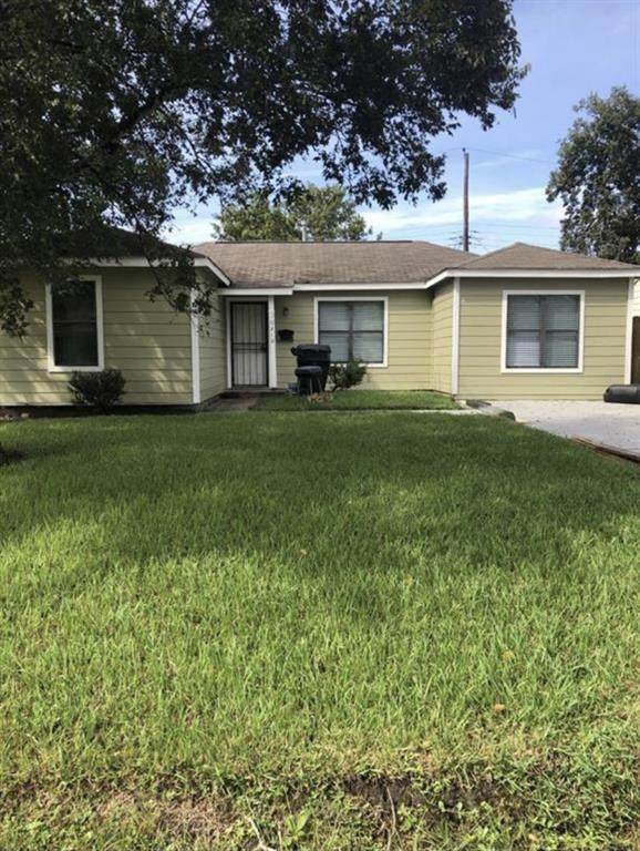 10310 Sierra Drive - Photo 1