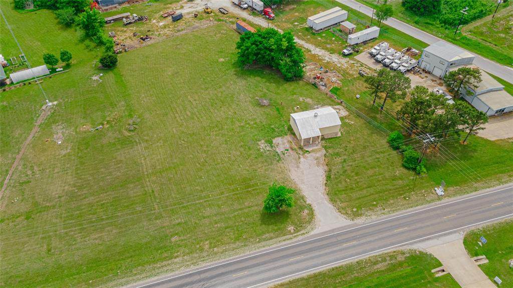 1425 State Highway 75 - Photo 1