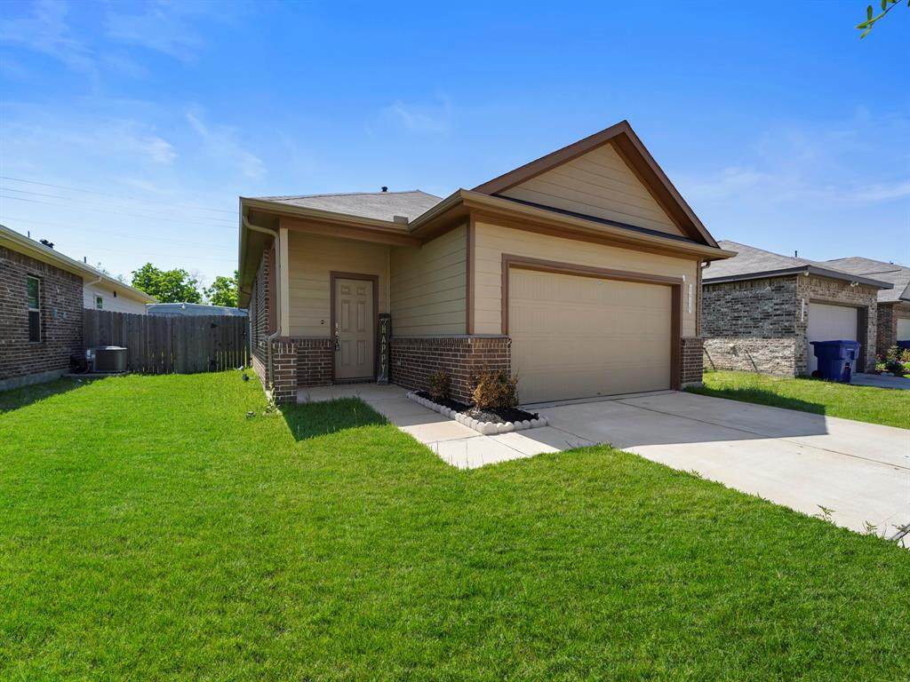 2418 Heritage Court - Photo 1