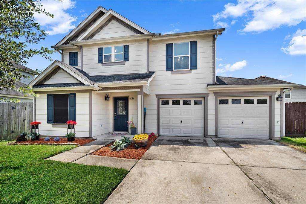 4014 Carmel Ridge Way - Photo 1