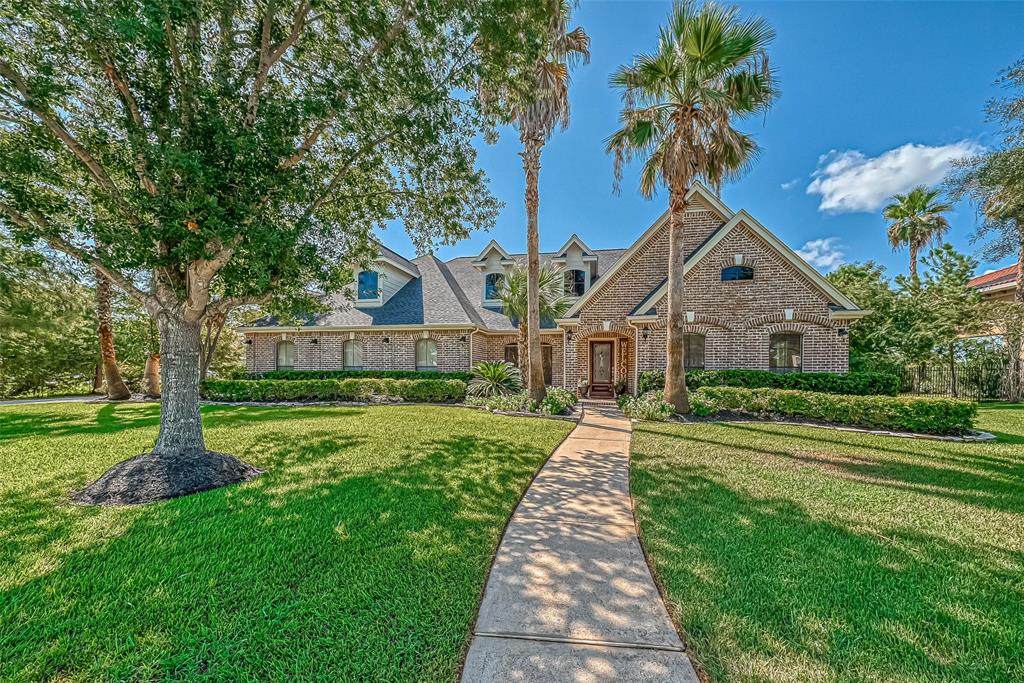 1823 Shoreline Drive - Photo 1