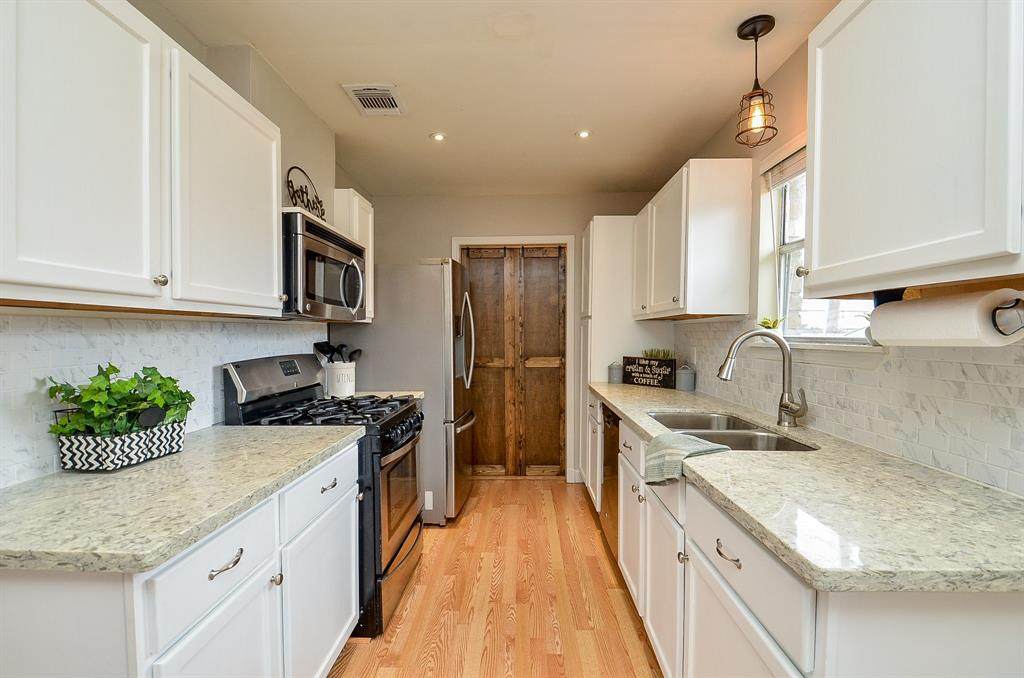 618 William Morton Drive - Photo 1