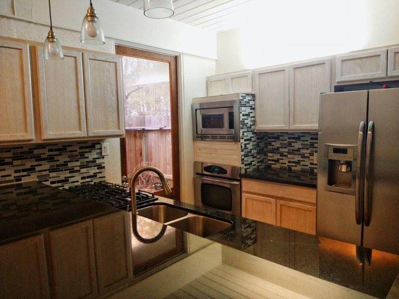 23 Lakeway Street - Photo 1