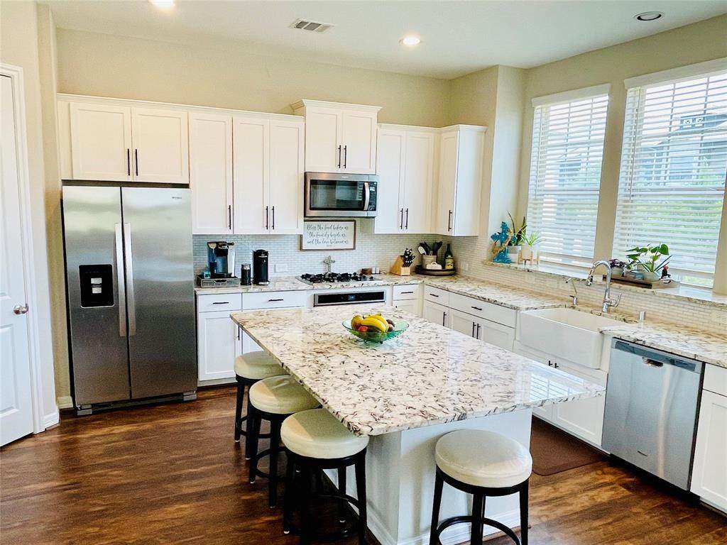 9527 Towne Lake Pkwy Parkway - Photo 1