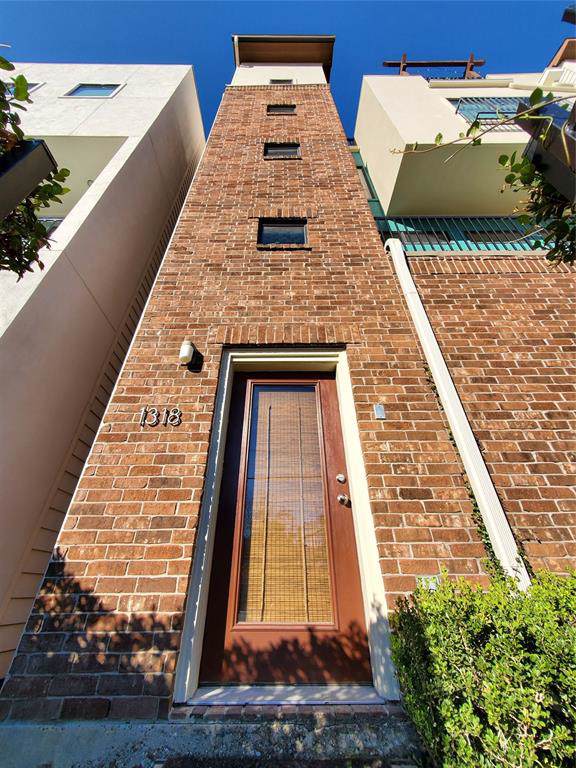 1318 Welch Street - Photo 1