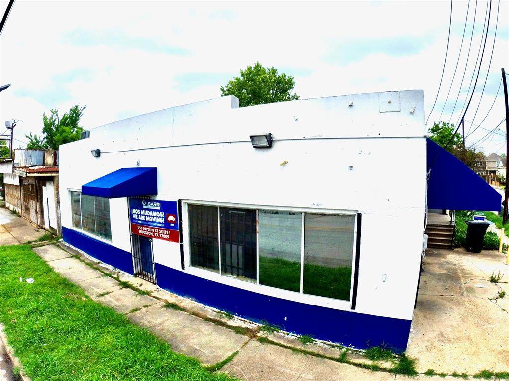 815 Quitman Street - Photo 1