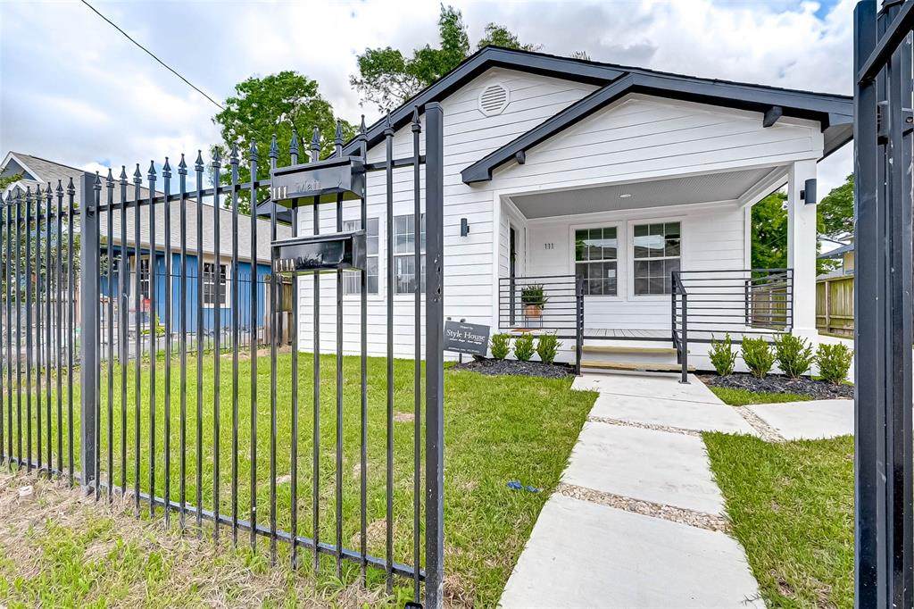 111 Jenkins Street - Photo 1