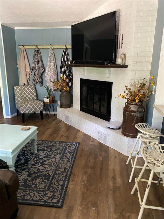 101 South Hickory Lane - Photo 1