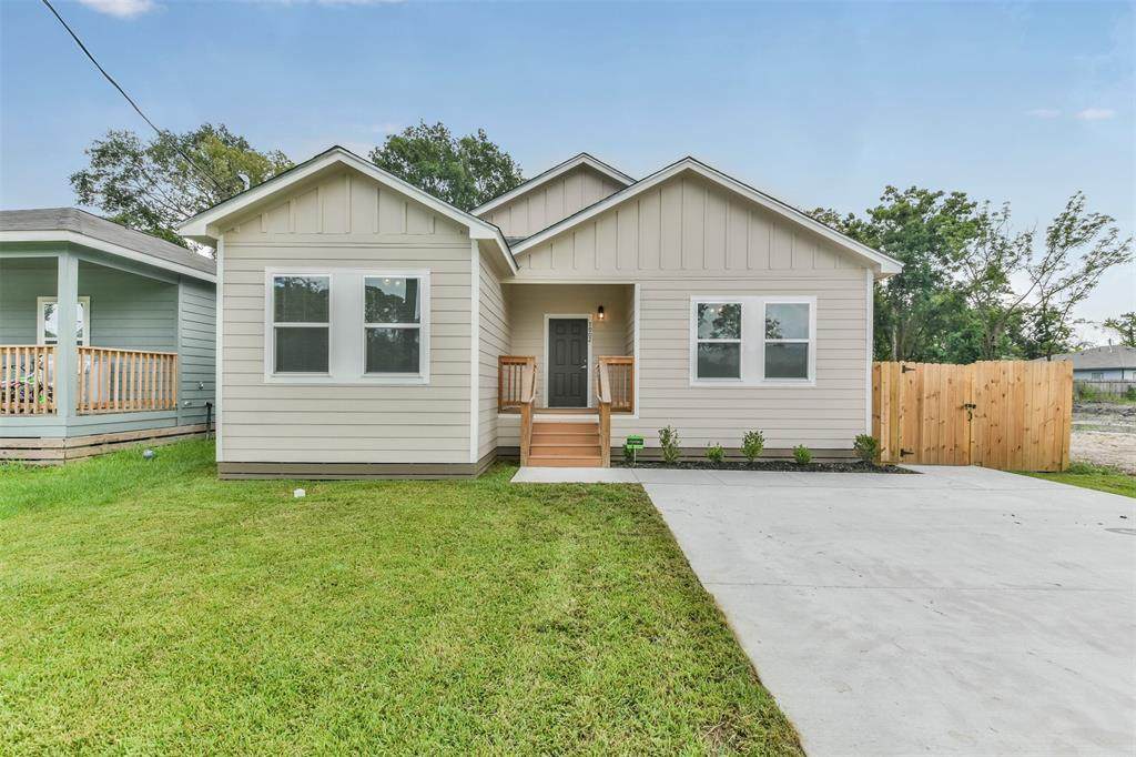 7902 Willow Street - Photo 1
