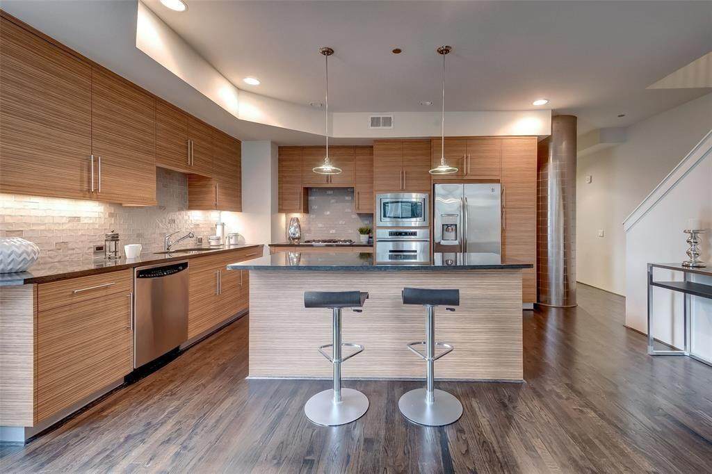 5005 Hidalgo Street - Photo 1
