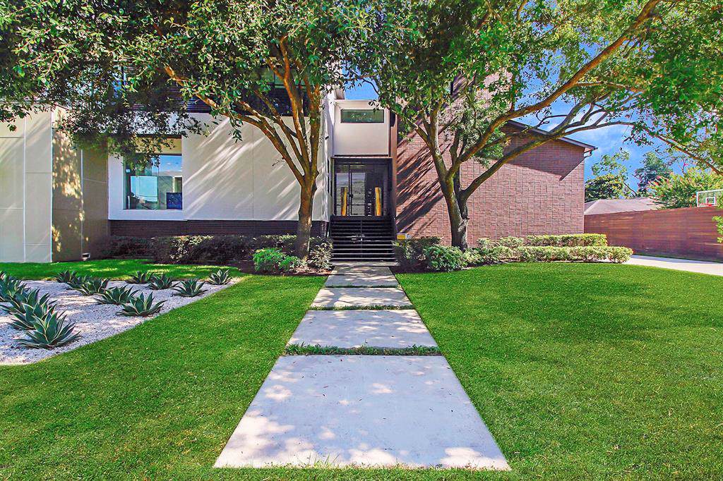 5146 Braesheather Drive - Photo 1