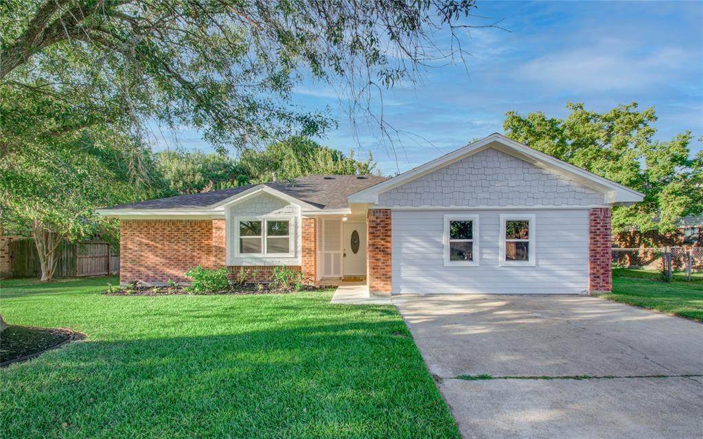 2503 Foxglove Street - Photo 1