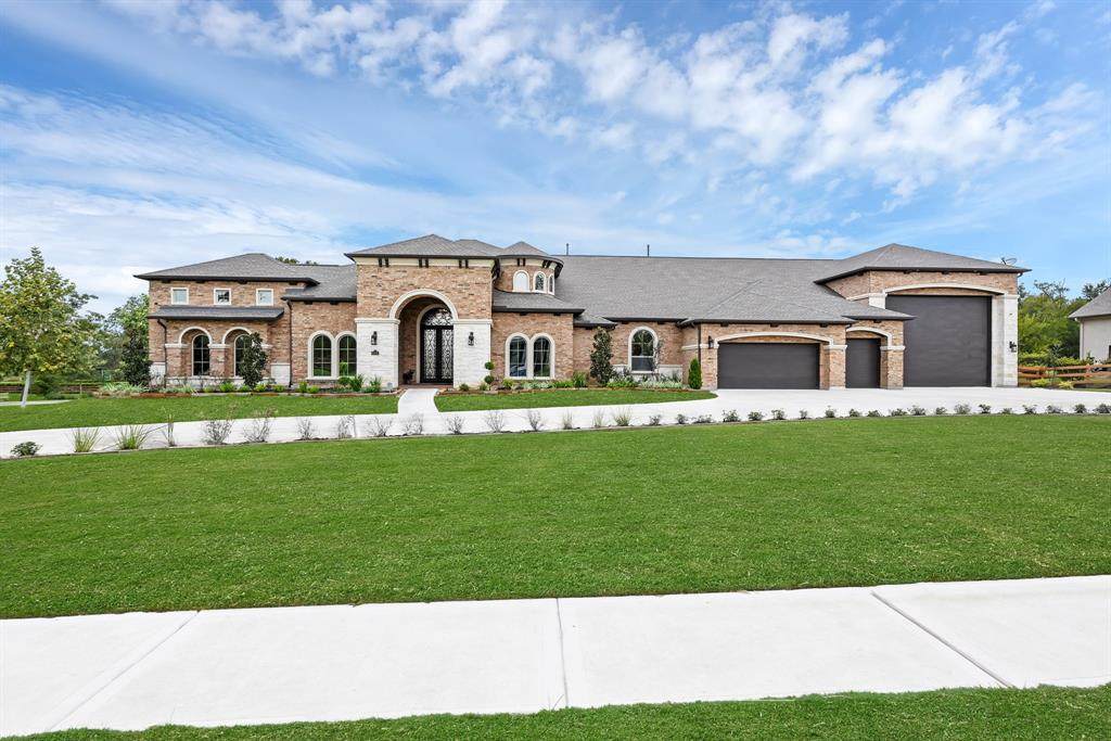 8503 Woods Hollow Trail - Photo 1
