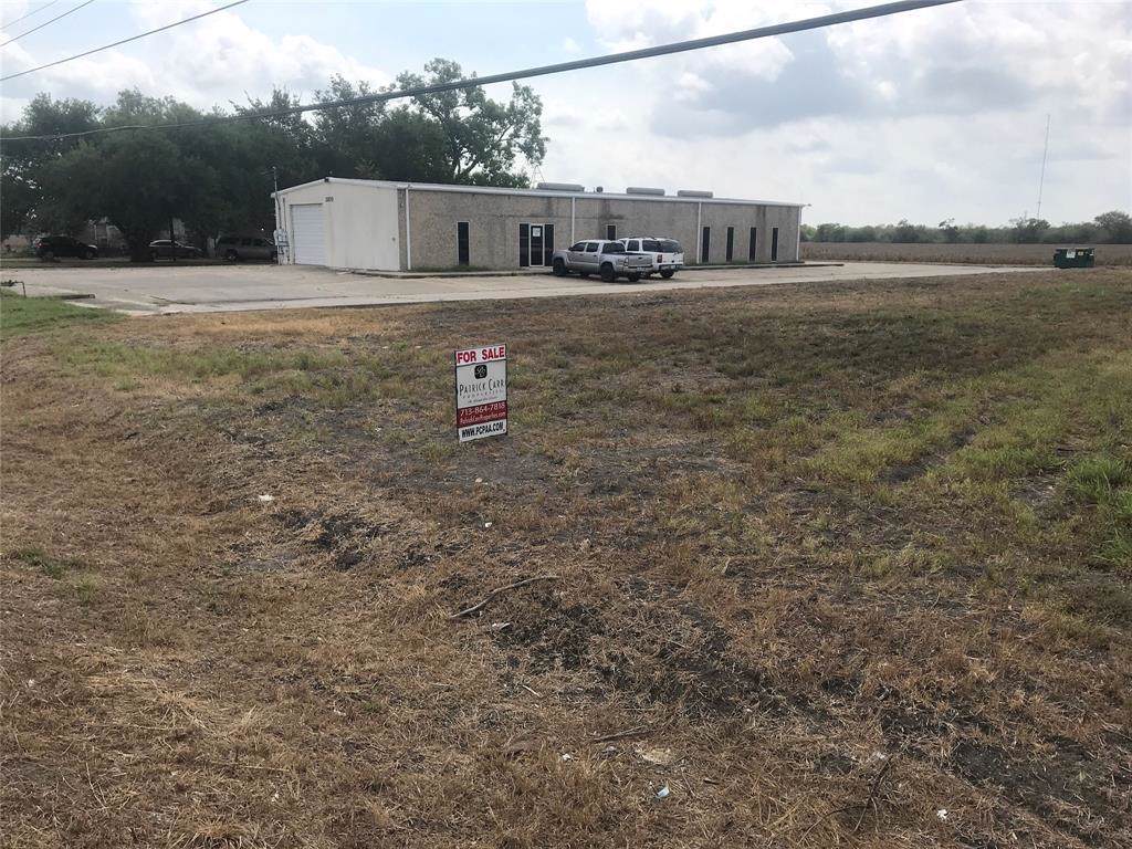 000 Lone Tree Rd Road - Photo 1