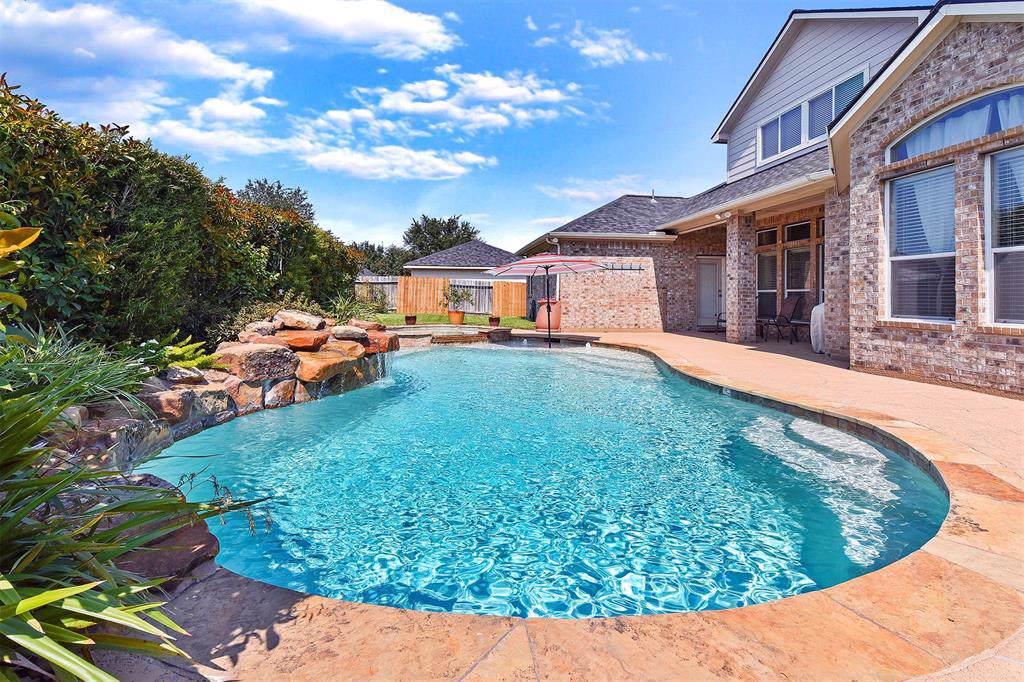 2706 Golden Larch Drive - Photo 1