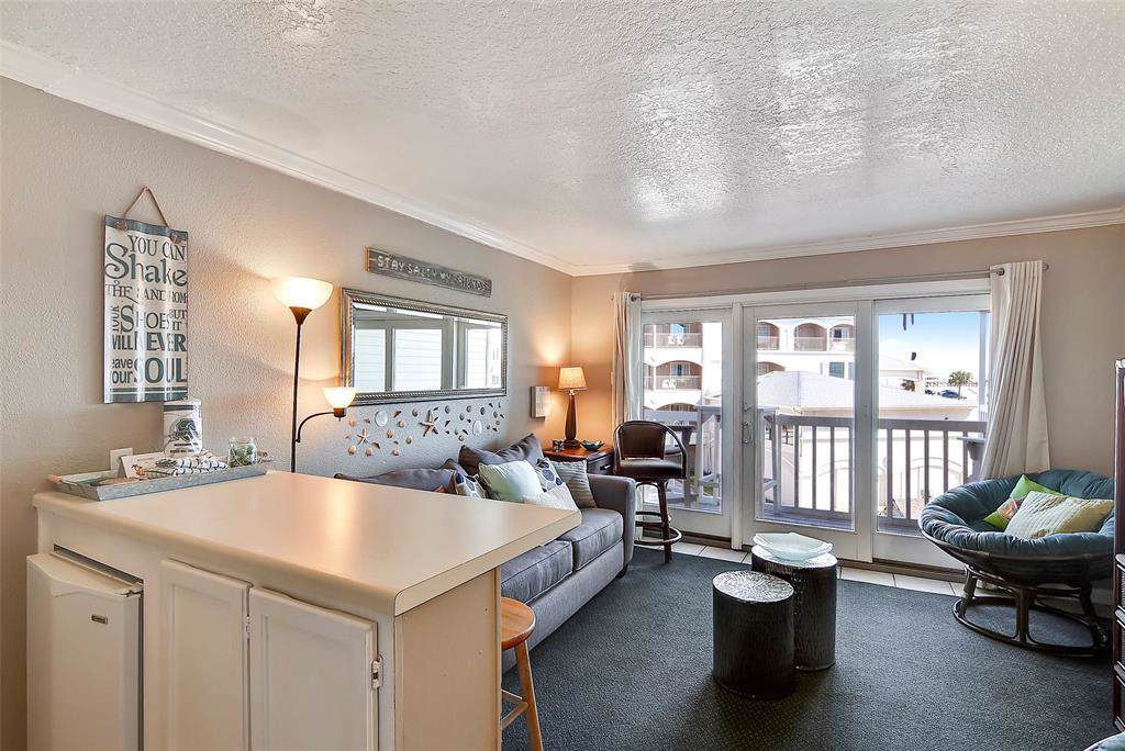 6300 Seawall Boulevard - Photo 1