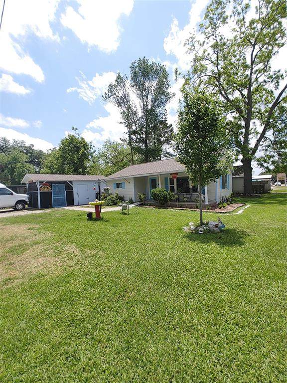 111 Holly Street - Photo 1